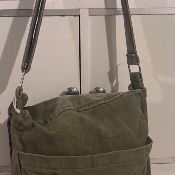 GBG BY GUESS crossbody bag canvas army green with black logo - Picture 4 of 16